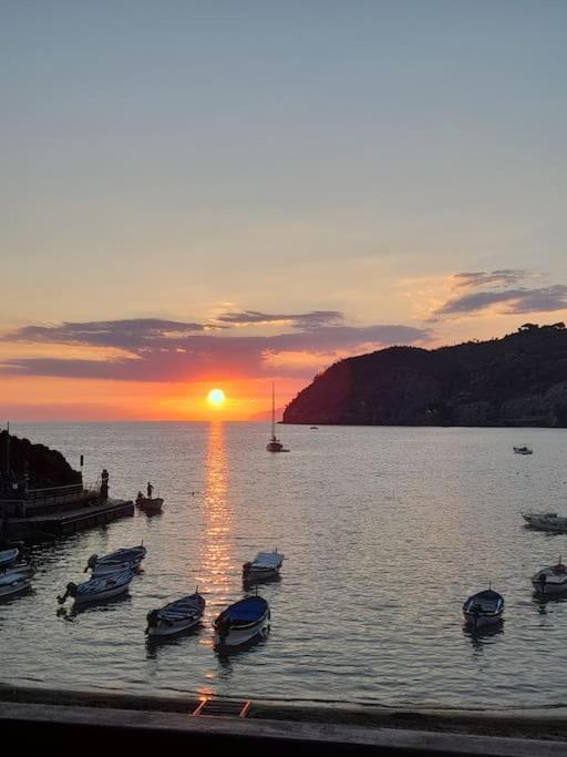 Un Tuffo Nel Mare Villa Levanto Bagian luar foto